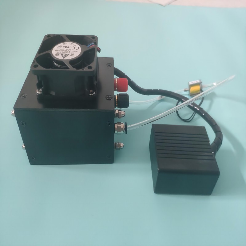 Envio de reatores de 60 W para clientes no Uzbequistão