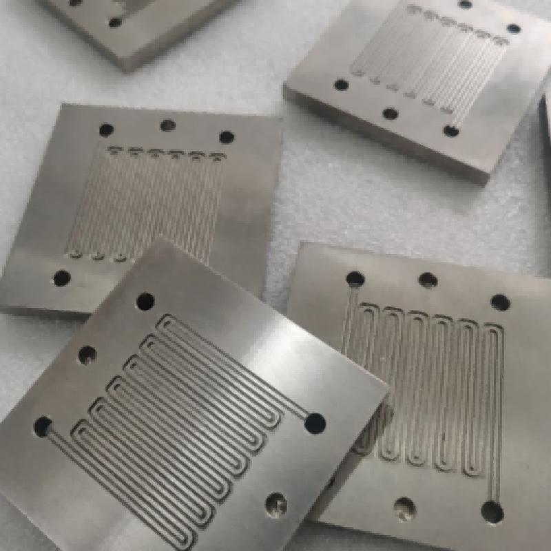 Placa bipolar de metal da pilha de células a combustível de hidrogênio