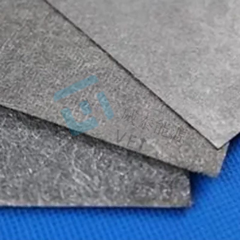 Camada de filtro de gás de material de ânodo de célula de combustível de feltro de fibra de titânio